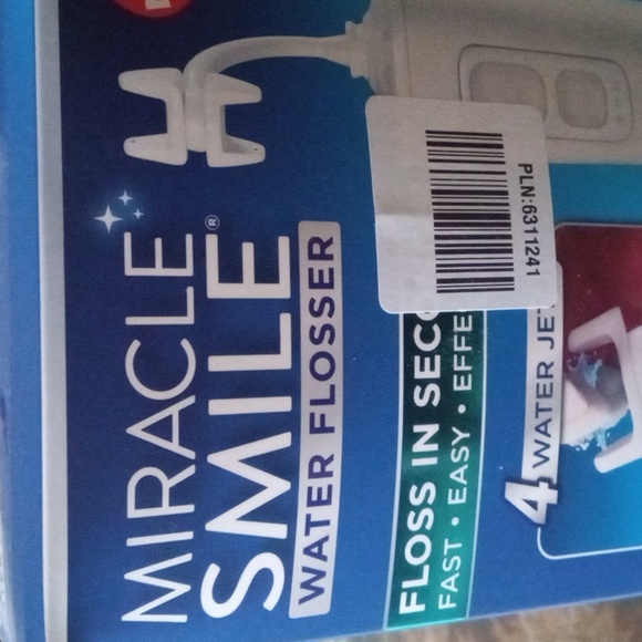 Miracle Smile Water Flosser - Picture 3 of 7